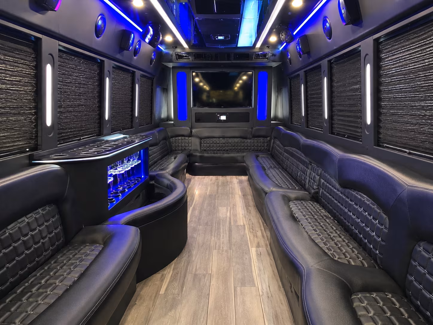 Dallas Winery Tour & Pub Crawl Transportation party bus exterior
