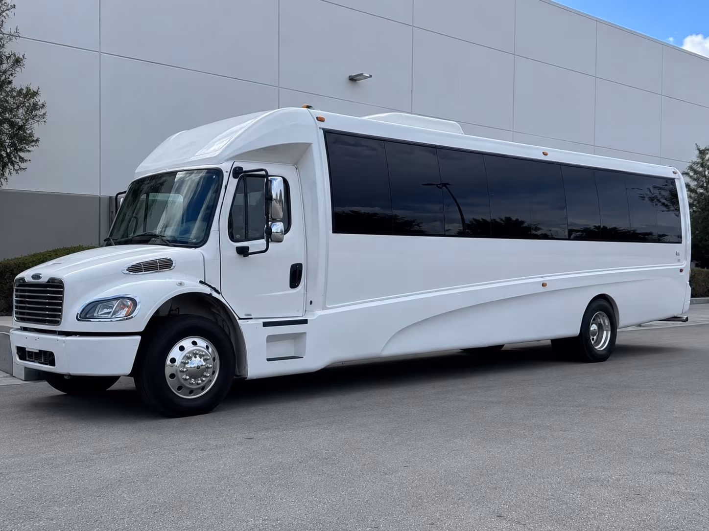 Richardson Homecoming & Prom Party Bus Rentals